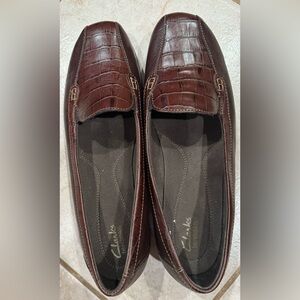 Brand New Size 12 Clarks Shoes-Evianna Style